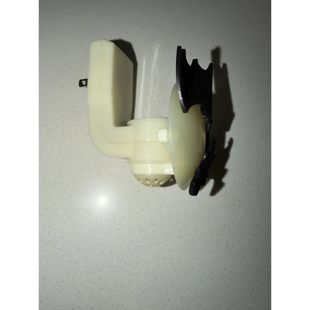 Bath Body Works Wallflower Plug In Diffuser Bats Moon